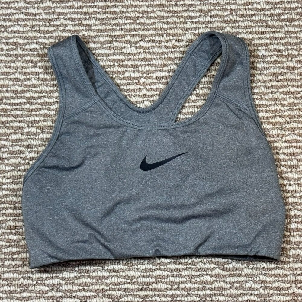 #142 Nike Swoosh Dri-Fit Grey Racerback Sports Bra, Size Medium